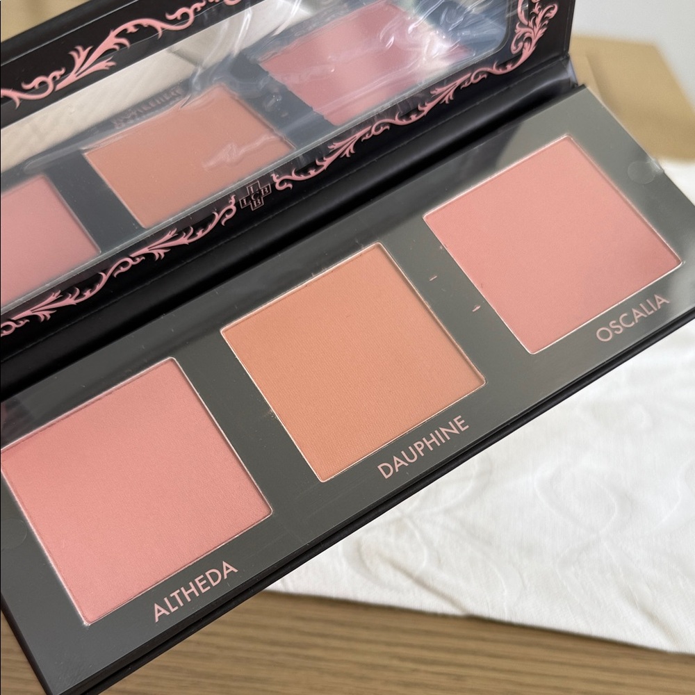 Lovecraft Beauty Blush Palette